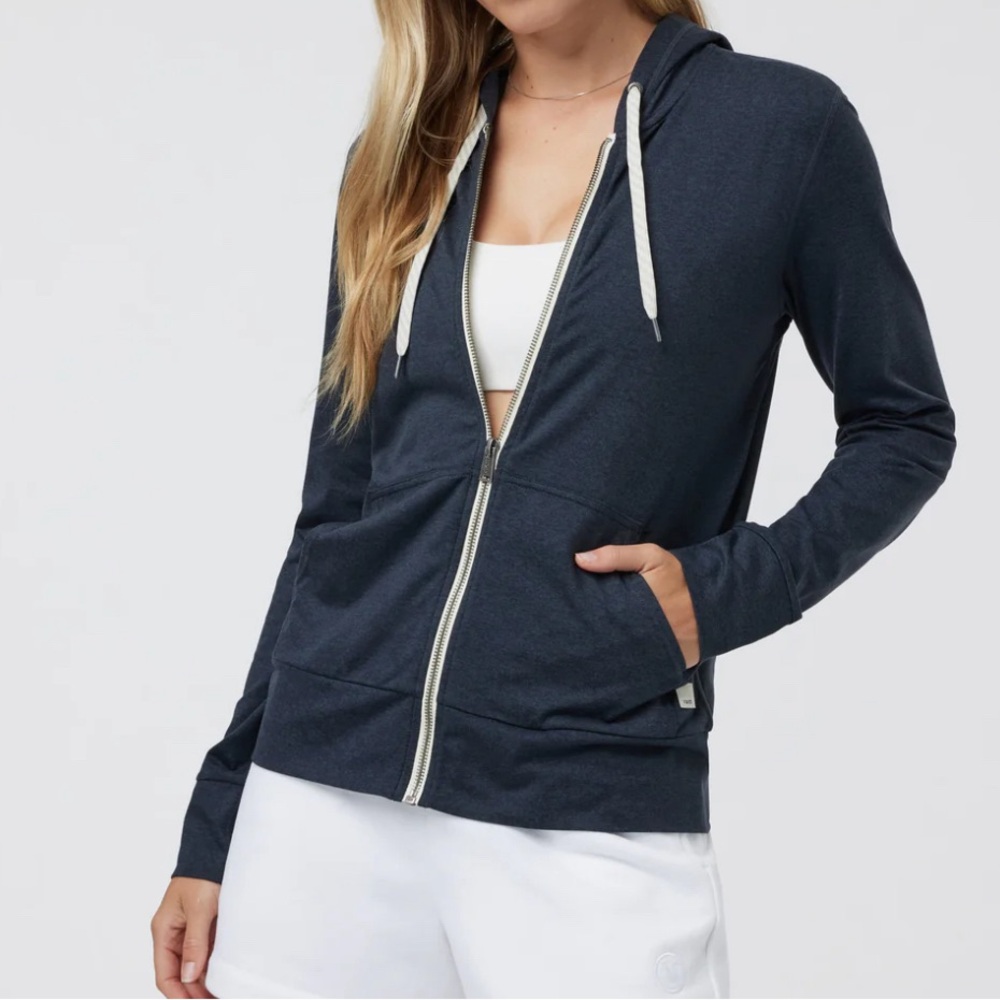 VUORI Performance Hoodie  W Small